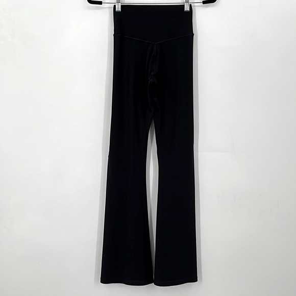 OFFLINE Real Me Flare High Rise Leggings Black Size Medium - Picture 5 of 9